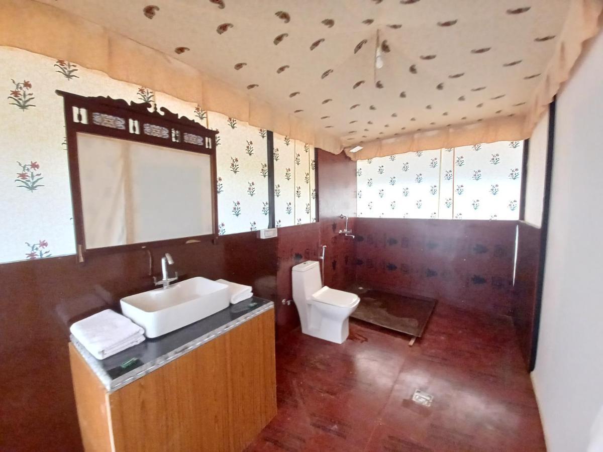 Royal Pushkar Camps- A Luxury Camp Resort Exterior photo
