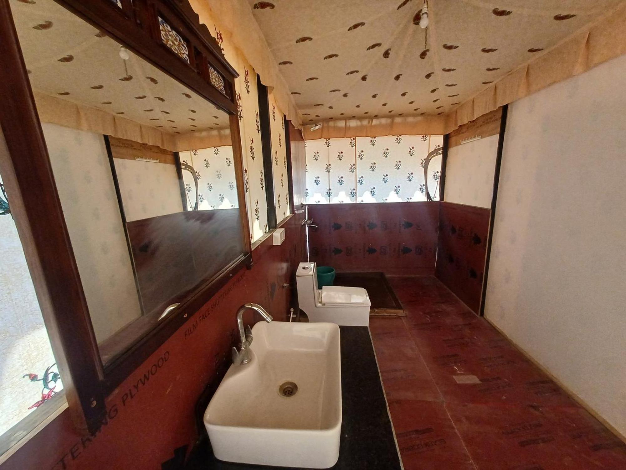 Royal Pushkar Camps- A Luxury Camp Resort Exterior photo