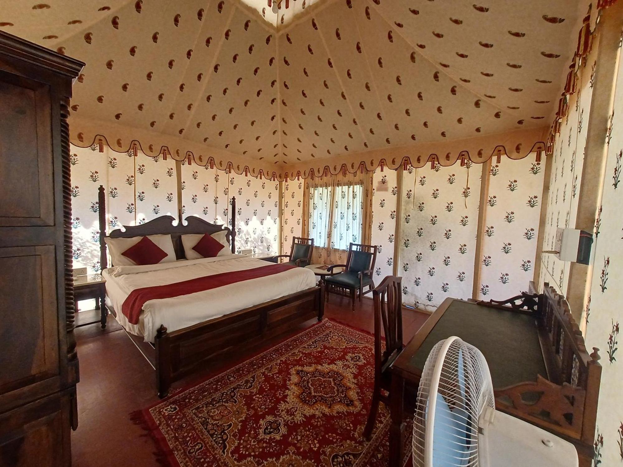 Royal Pushkar Camps- A Luxury Camp Resort Exterior photo