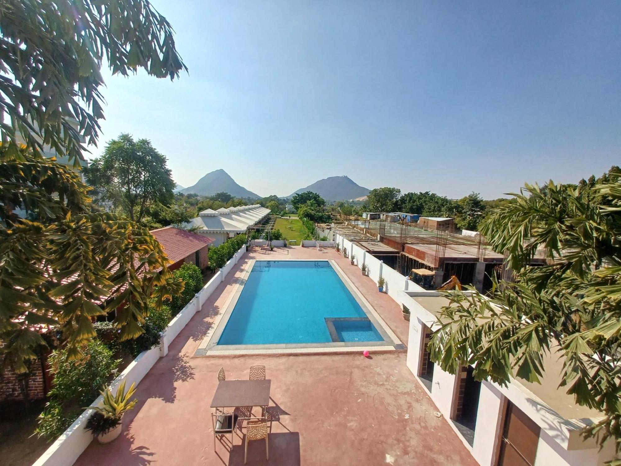 Royal Pushkar Camps- A Luxury Camp Resort Exterior photo