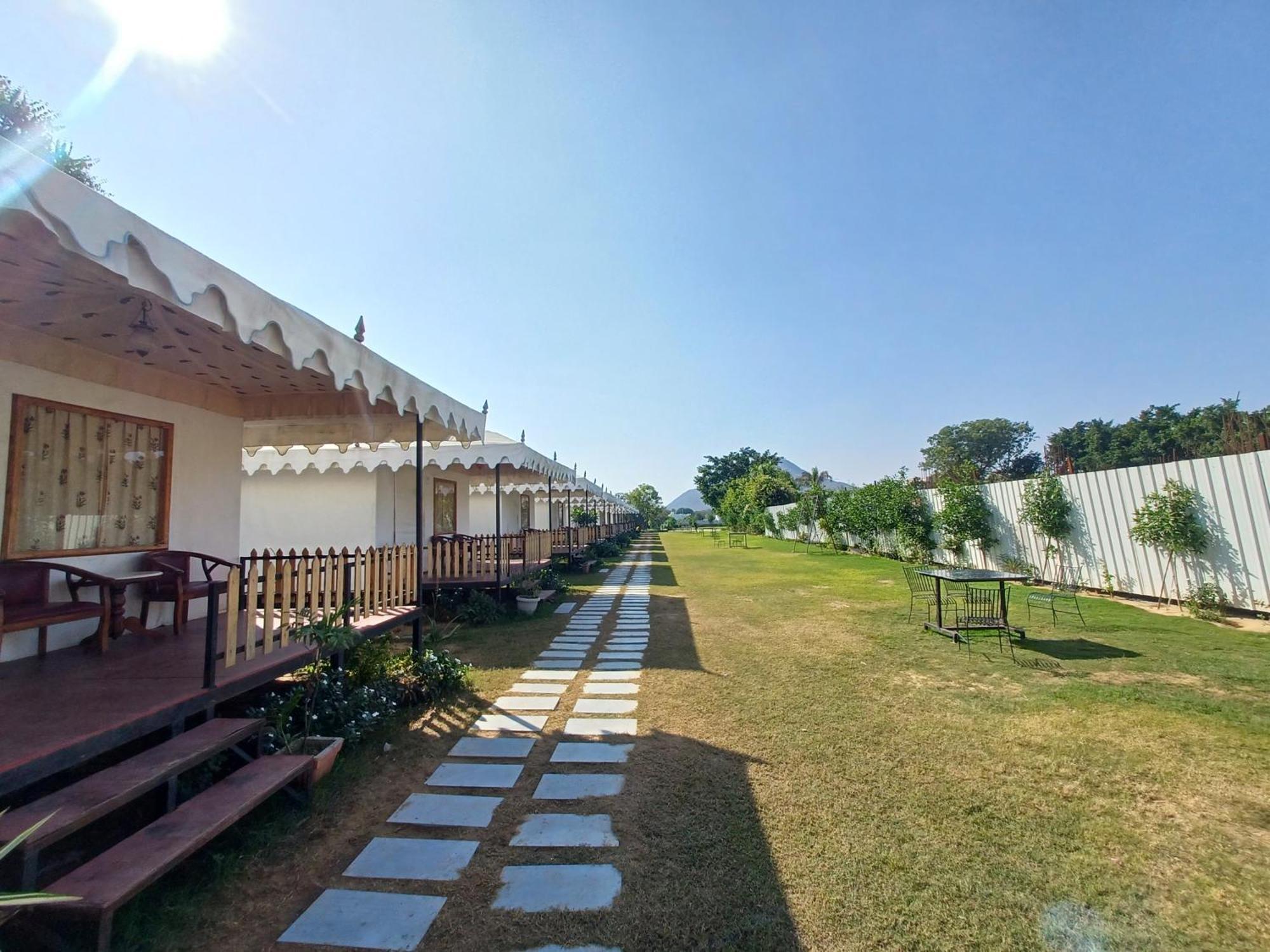 Royal Pushkar Camps- A Luxury Camp Resort Exterior photo